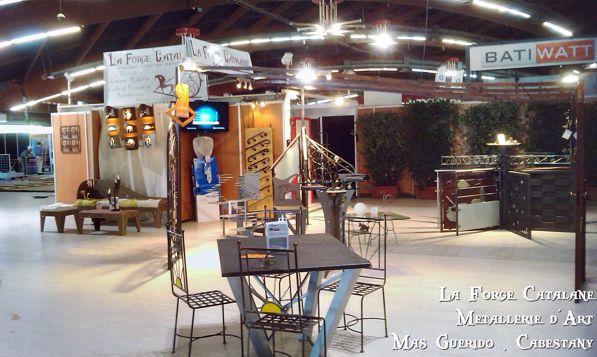 mobilier en fer savoir faire forge catalane.jpg